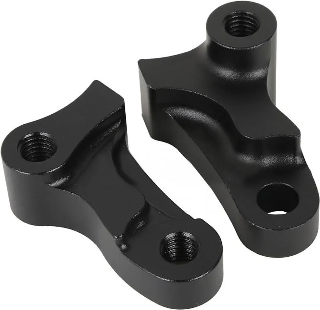 Pieds au sol sur Harley Dyna : Kit Rabaissement 1,75" Solution Idéale - 3