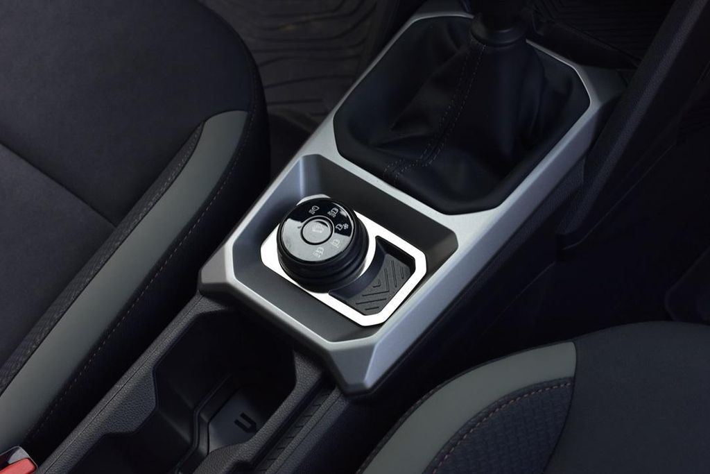 Platte Dacia Duster Iii Bigster Essential Expression Extreme Journey Tce Hybrid