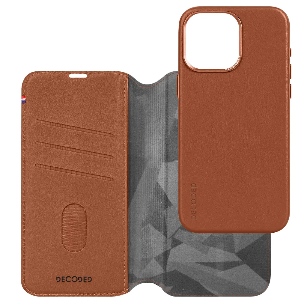 Recensione DECODED iPhone 15 Pro: Cover Pelle 2-in-1 MagSafe e Portacarte