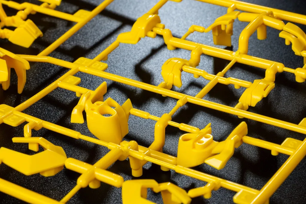 Kit Modèle DIY Bumblebee Transformers pour Décoration et Collection - 18