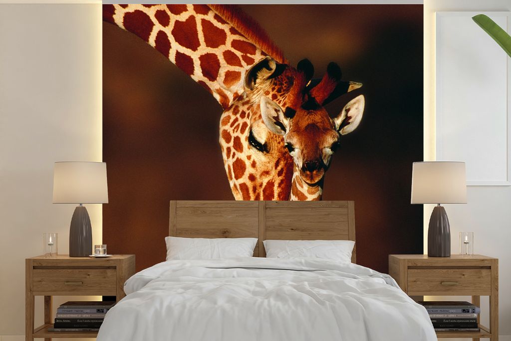 MuchoWow Fototapete für Wohnzimmer oder Schlafzimmer Wandtapete Vinyl Motivtapete Giraffe - Kalb - Porträt - 260x260 cm - Papiertapeten