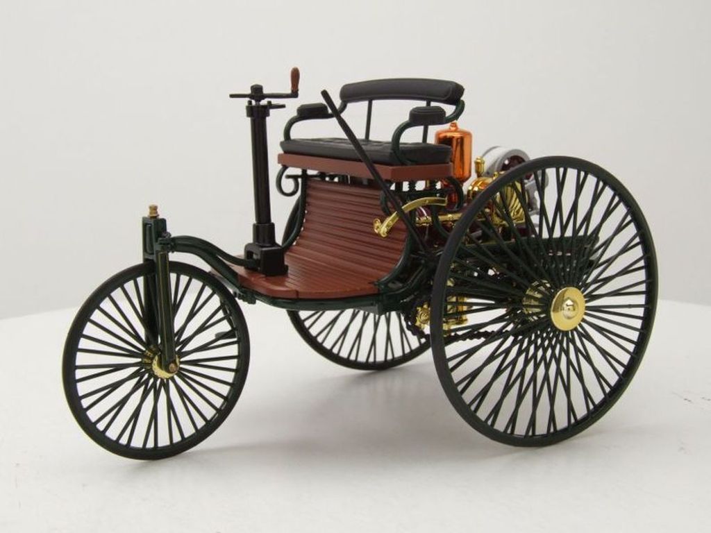 Norev 183701 Benz Patent Motorwagen 1886 verde 1:18 Immagine del prodotto 