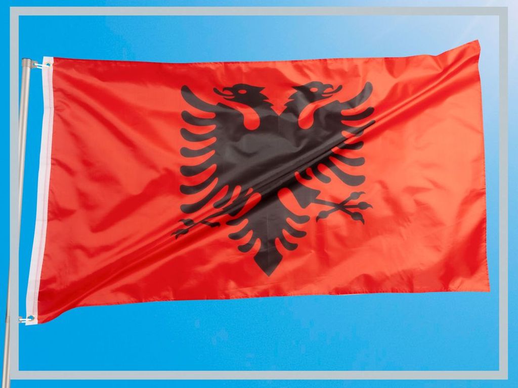 Fanartike Griechische Fahne Flagge 90x150cm mit Metall Ösen, 1,99 €