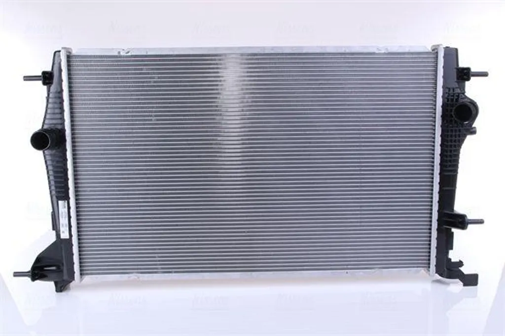 Évitez la surchauffe avec le radiateur moteur Scenic OE 214100015R