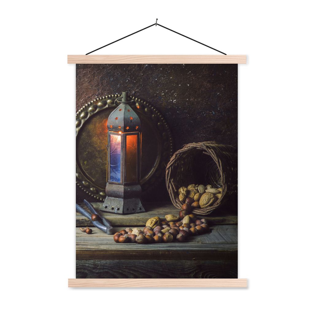 MuchoWow Textilposter Buch - Stilleben - Walnuss - Laterne - Vintage 40x53 cm mit holzfarbenen Rahmen - Schlafzimmer