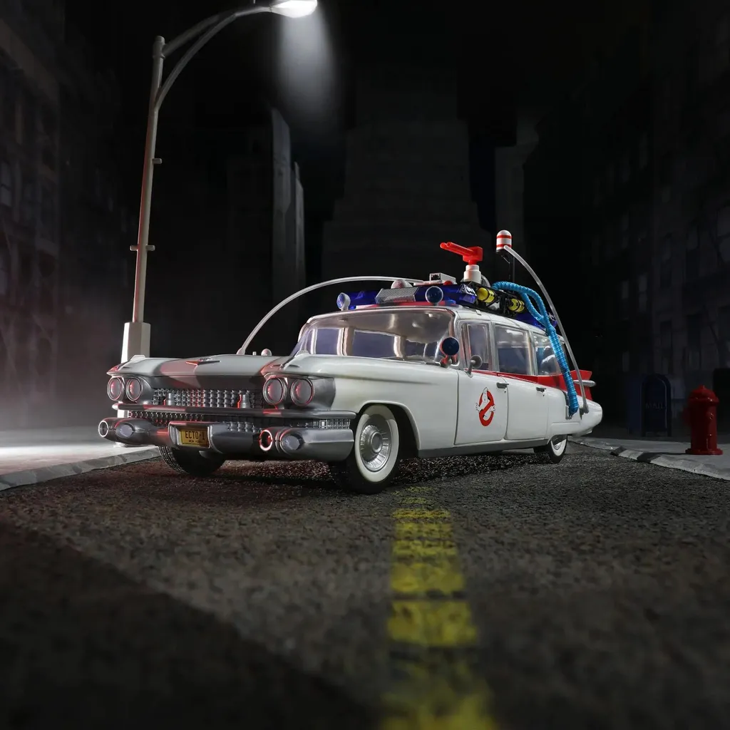 Véhicule de collection Ecto-1 Ghostbusters 1984 Hasbro 1/18 - 4