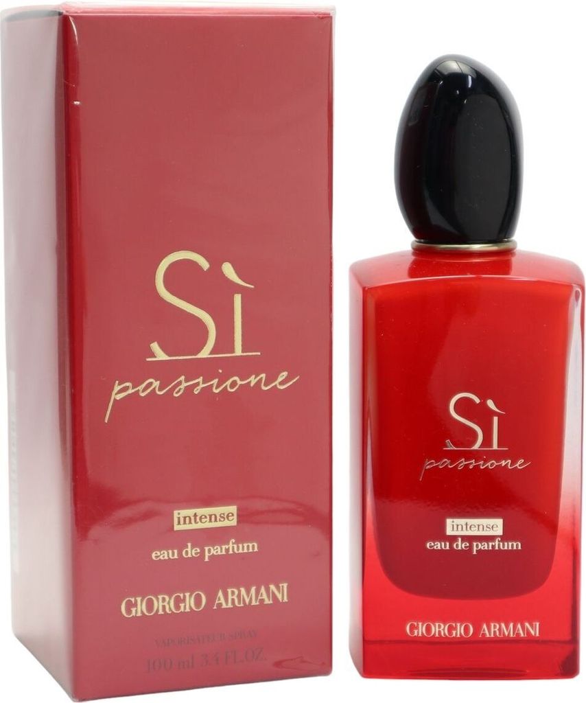 A product shot of a Giorgio Armani Si Passione Intense Eau de Parfum bottle and its packaging.