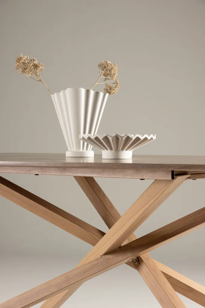 Table Piazza 180 cm mocca, la solution gain de place pour 6 convives - 10