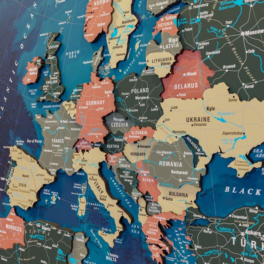 ColorfullWorlds 3D Holzkarten Europa mit Flüssen, UV-Druck, Karten mit Markierungsnadeln (Sage 100x75)