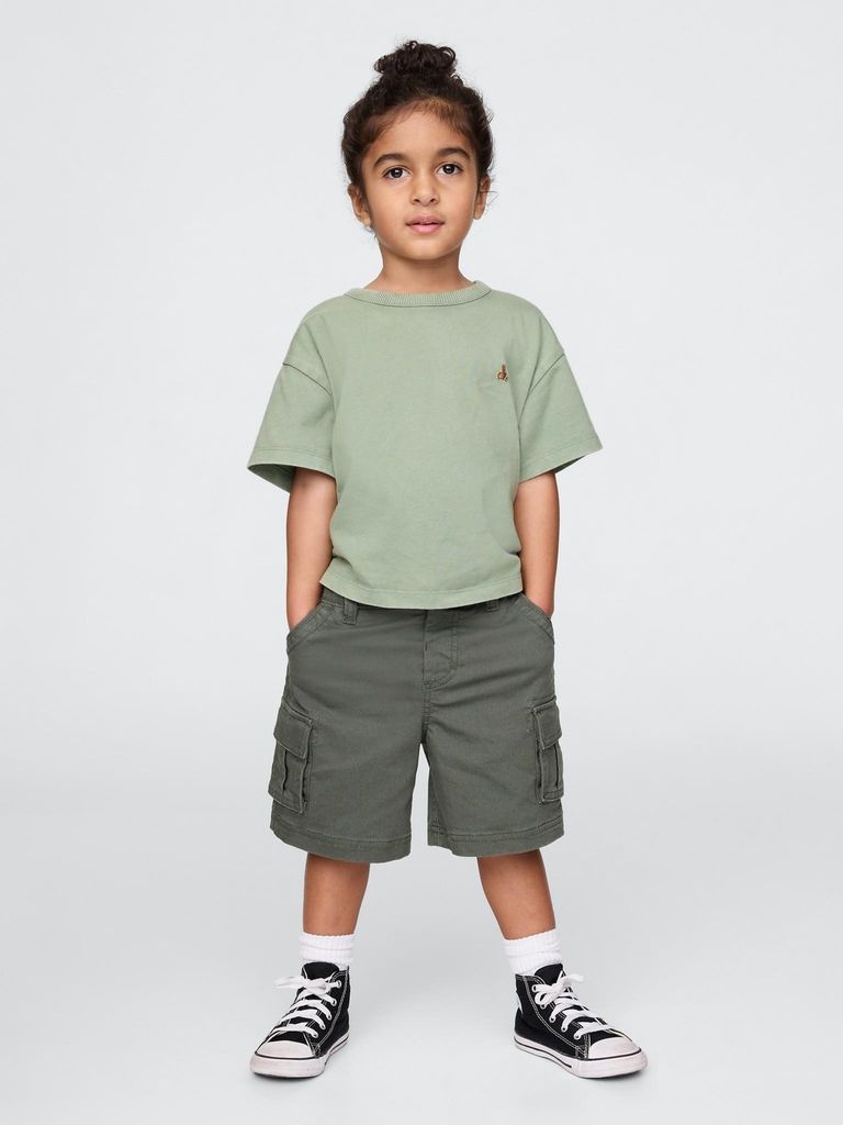 GAP Baby Cargoshorts 2 Jahre, Grün, aus regenerativer Baumwolle mit elastischem Bund und Cargotaschen