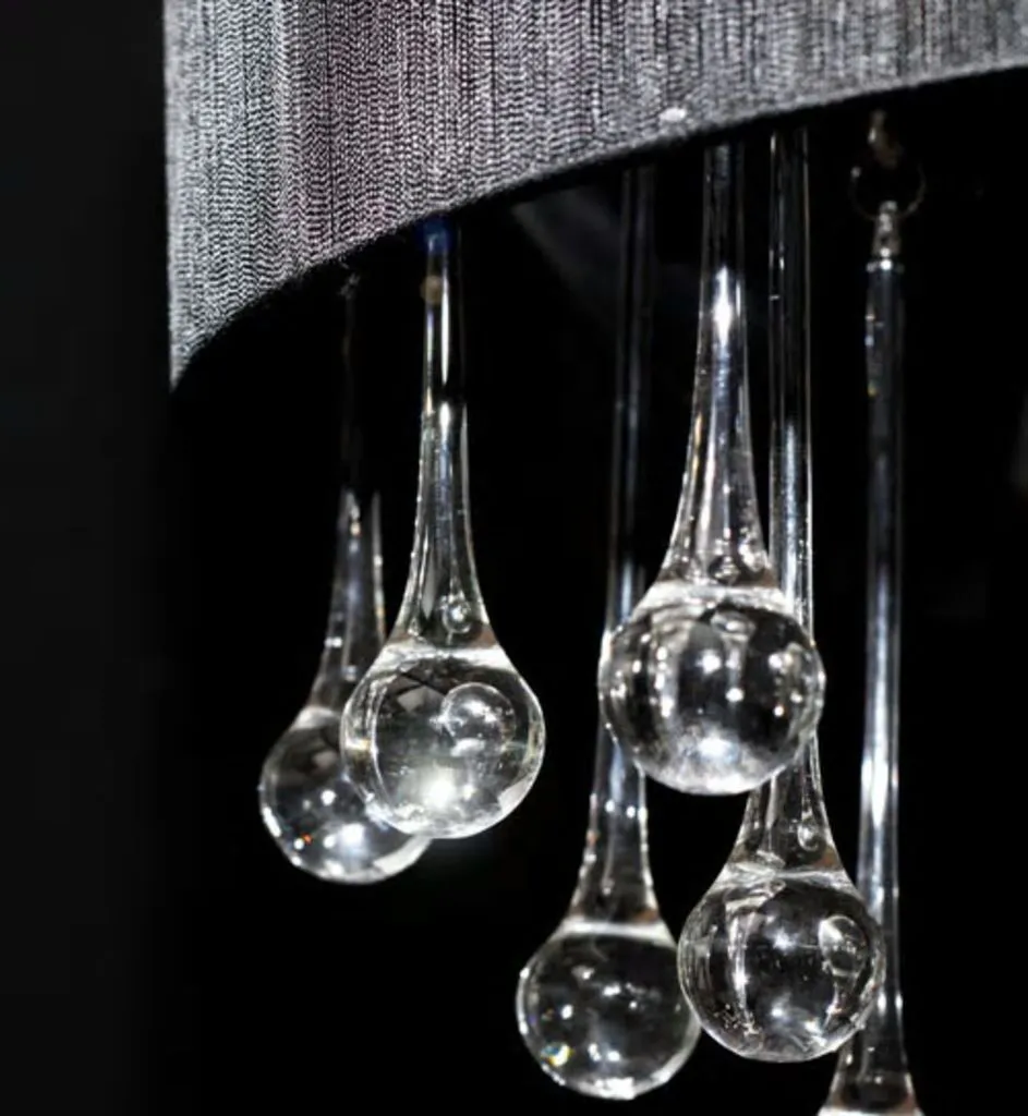 Lustre Suspendu 85 Cristaux en Verre Véritable Noir Design Baroque Luxe