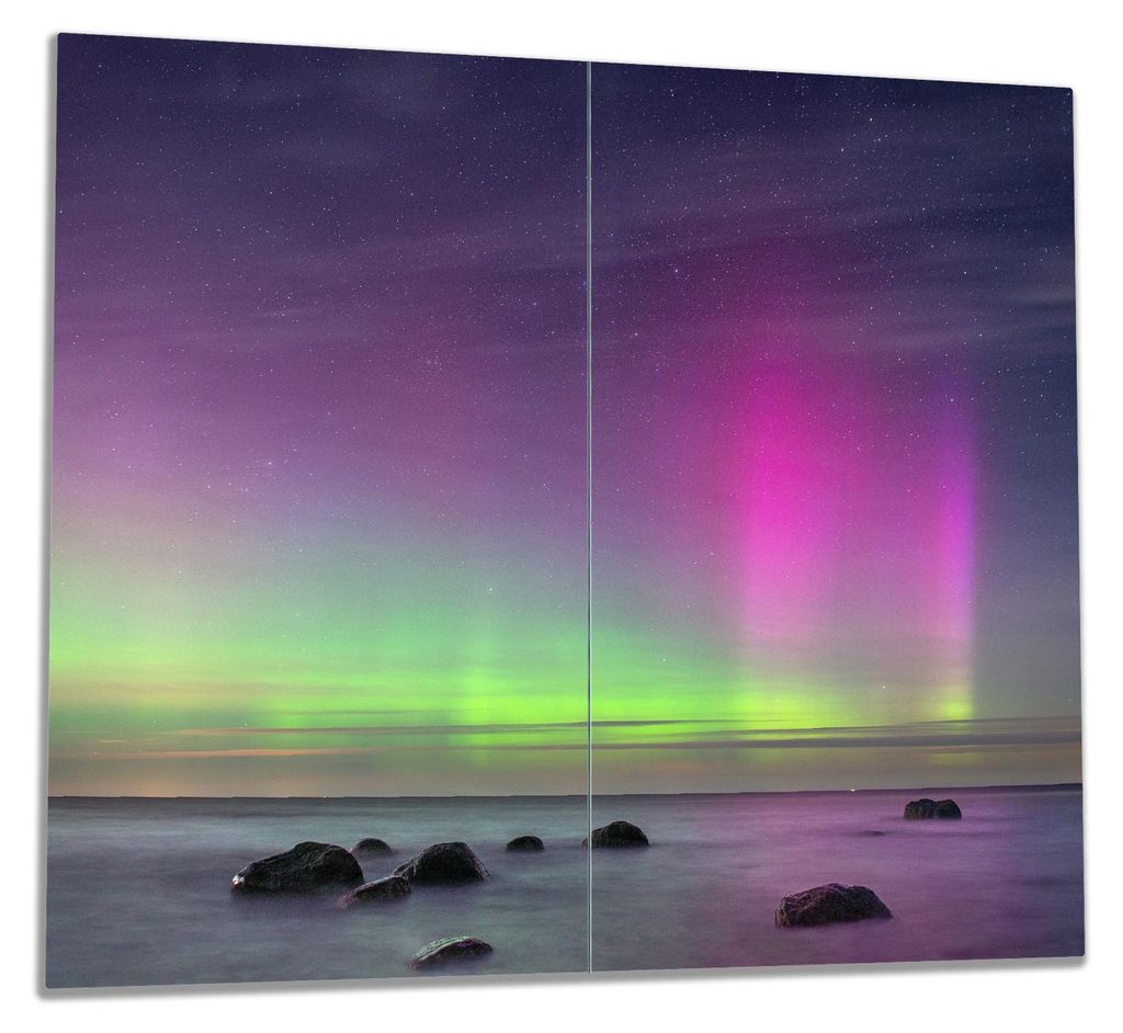 Wallario Herdabdeckplatte aus Glas, Größe 60 x 52 cm 2-teilig, Motiv Lichter über stillem Meer