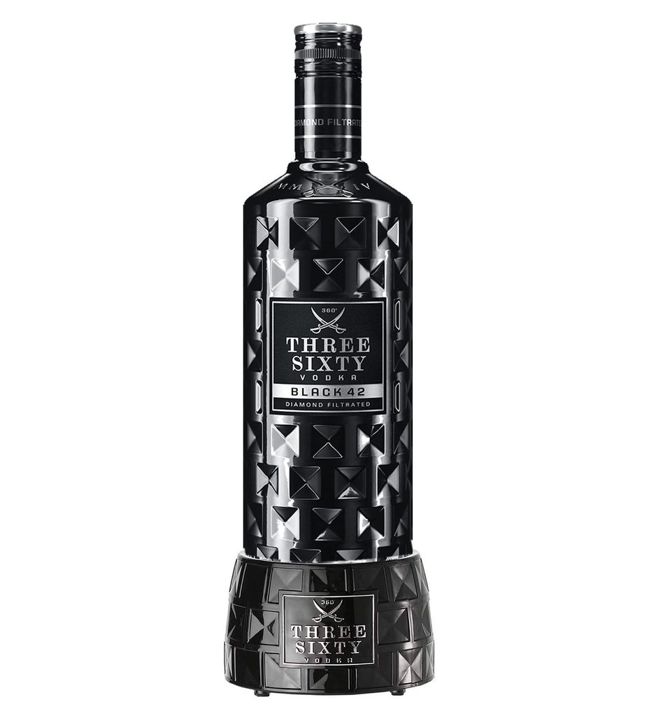 Three Sixty Black 0,7L (42% Vol) + Vodka
