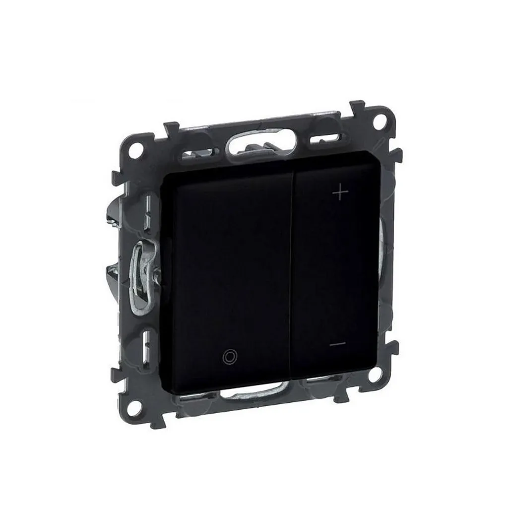 Risparmio Energetico e Controllo Luce: Dimmer Legrand 756382 Nero