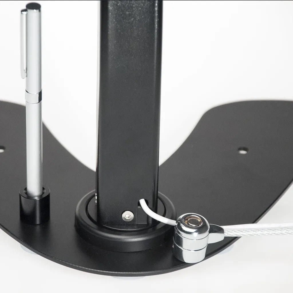 Boîtier de sécurité rigide avec serrure pour tablette de taille 9.7