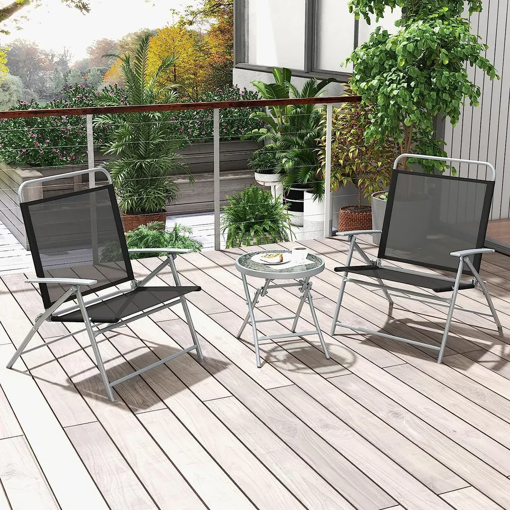 Solution Gain de Place : Ensemble de Meubles Pliables pour Petit Balcon