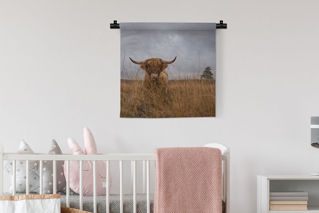 MuchoWow Wandteppich Wandbehang Schottischer Highlander - Gras - Hörner 60x60 cm Tapisserie Dekoration Wandtuch - Dekorationen - Wand Decke