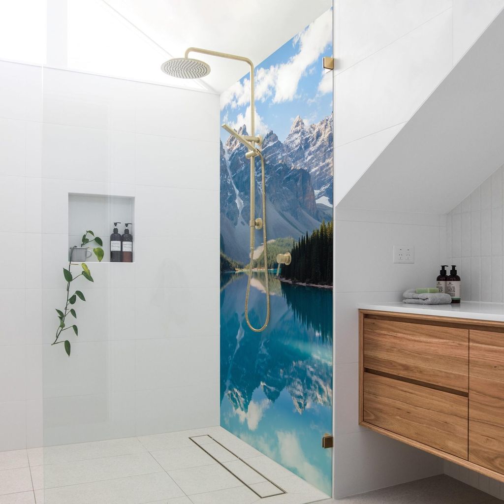 Duschrückwand Natur selbstklebend - 0.35 mm Wandpaneel wasserfest Berg blau Motiv Badrückwand fugenlos Smart matt 100x190 cm