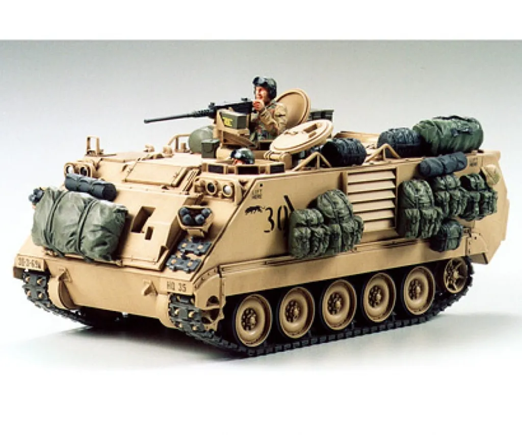 Kit de Modélisme Tamiya M113A2 1:35 pour Diorama Militaire Moderne