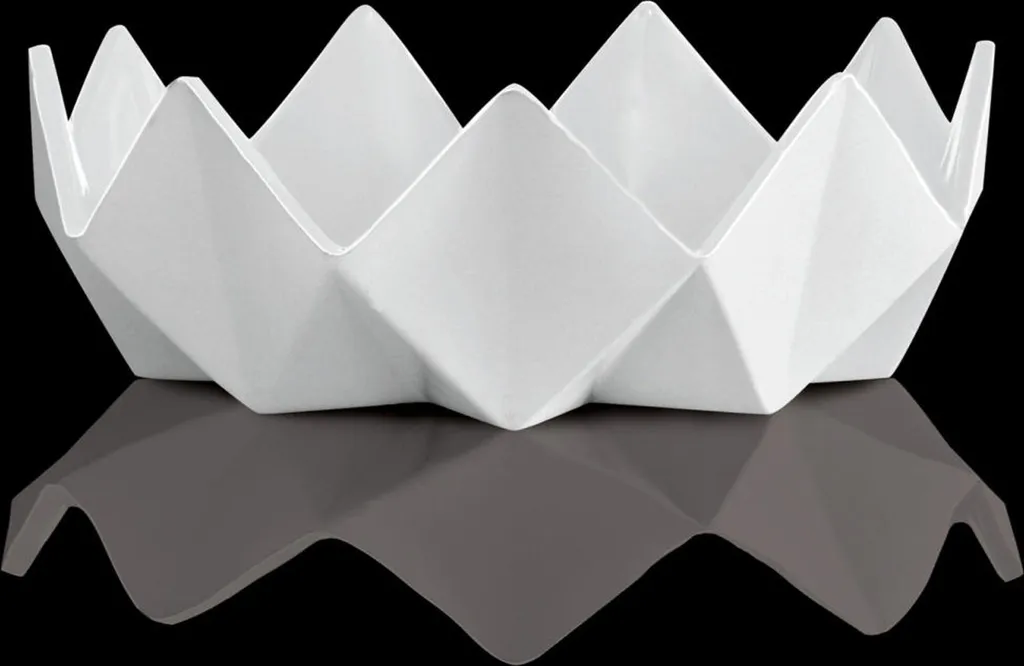Décoration de Table Chic avec la Coupe Polygono Star Goebel en Blanc