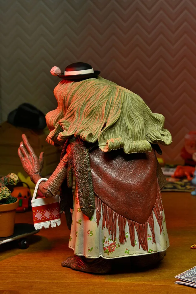 Figurine E.T. l'Extraterrestre 11 cm Déguisé pour Déco Cinéma - 3