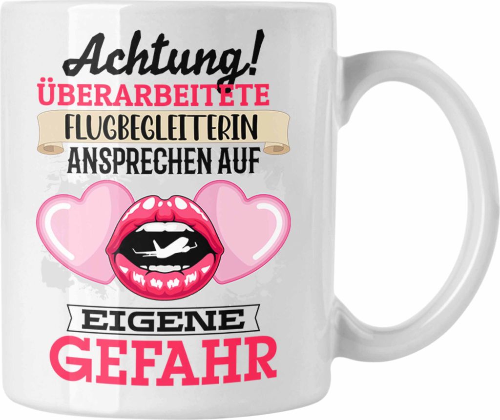 Trendation - Flugebegleiterin Tasse Geschenk Lustiger Spruch Geschenkidee Kaffeebecher für Stewardess (Weiß)