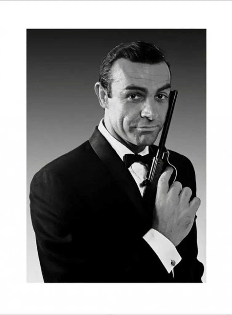 Offerta Poster James Bond 007 Fumo + Ganci Alluminio 63cm | Pronta Consegna
