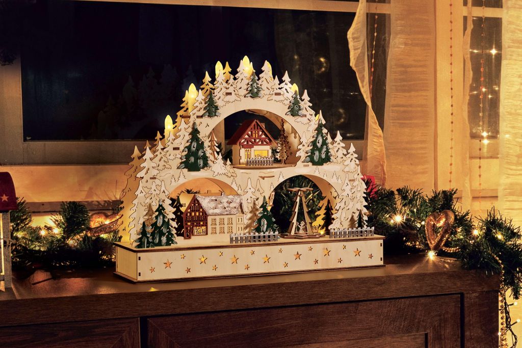 Weihnachtlicher Schwibbogen drehender Pyramide ,LED Kerzen, Produktbild 
