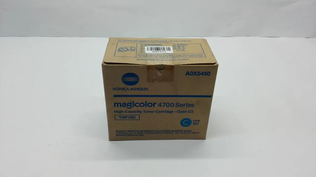Toner Cyan TNP-18C A0X5450 : Évitez les traces sur vos impressions C20