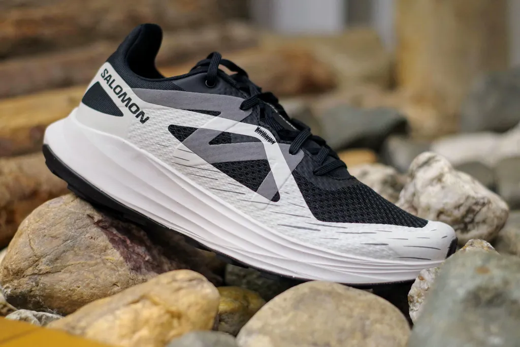 Salomon Ultra Flow Black Grey 46 - Chaussures de Trail Running Homme