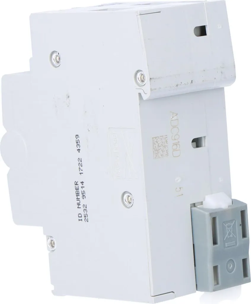 Sécurité tableau électrique : Disjoncteur 16A type AC 30mA - ADC916D 2P