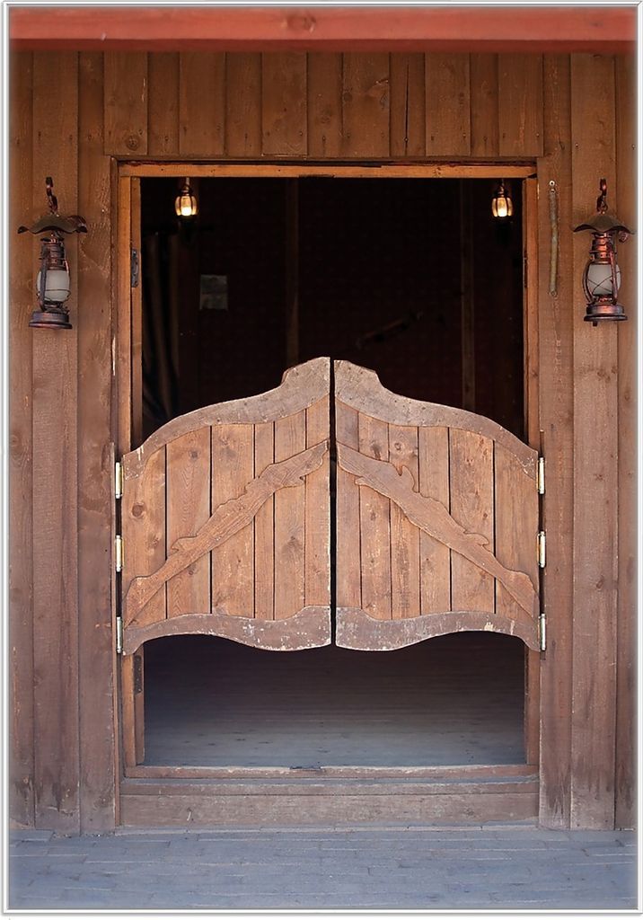 Wallario Wandbild Saloontür, Größe: 70,30 x 100,30 cm, Poster mit weißem Kunststoffrahmen