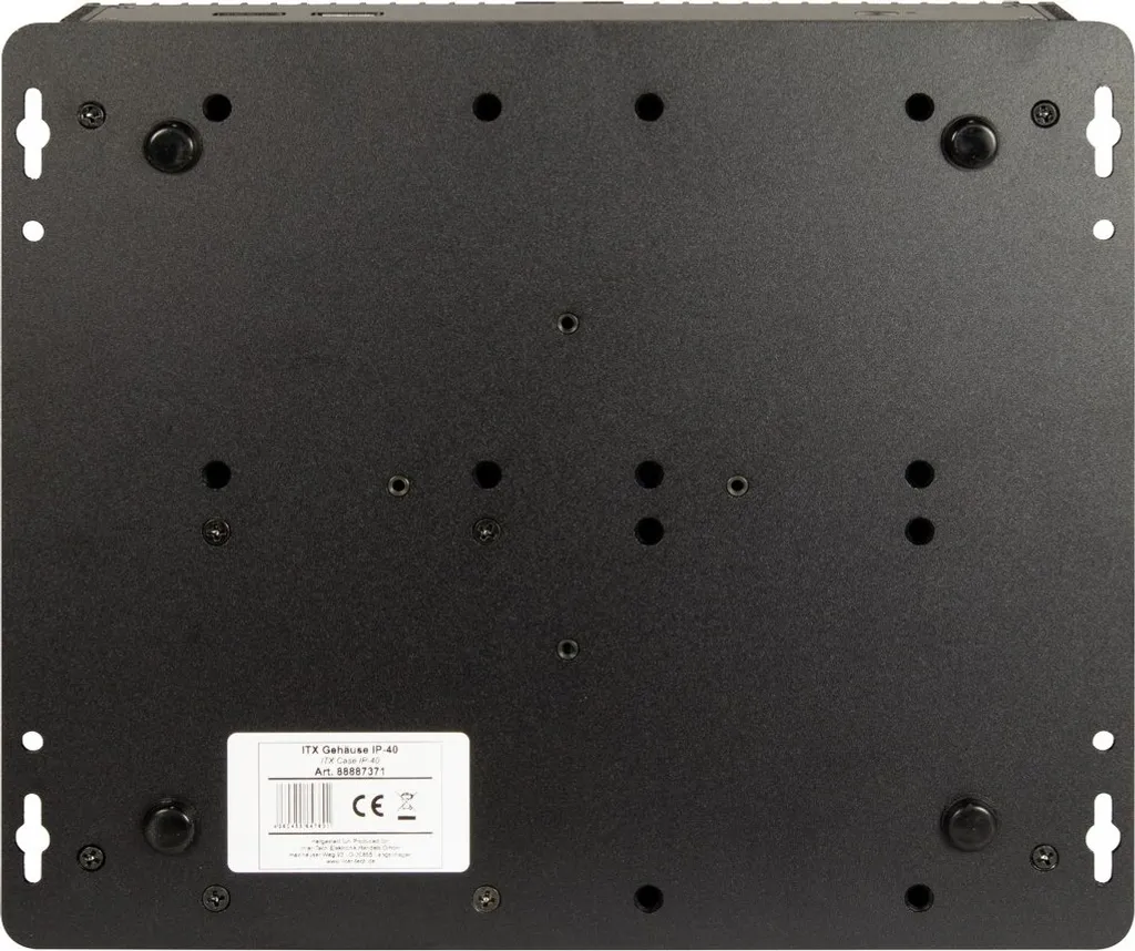Mini boîtier PC Chieftec IX-06B-OP pour gagner de l'espace sur votre bureau - 3