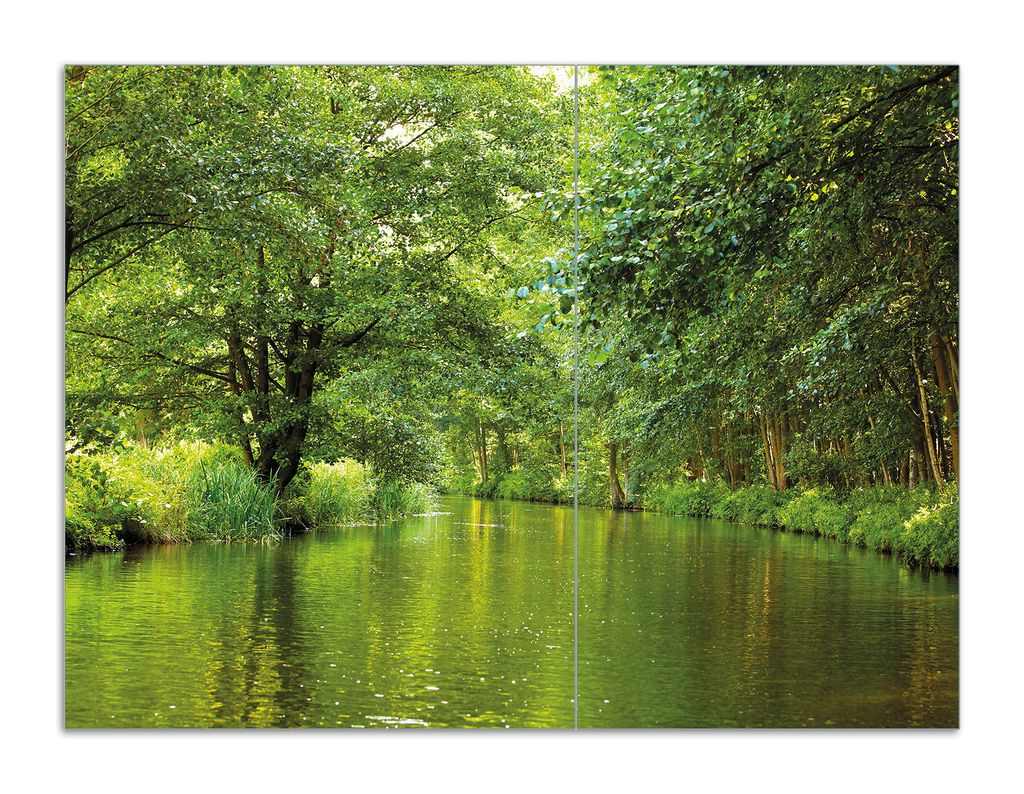 Wallario Herdabdeckplatte aus Glas, Größe 70 x 52 cm 2-teilig, Motiv Spreewald in Brandenburg grüne Wälder und Spiegelungen im Wasser