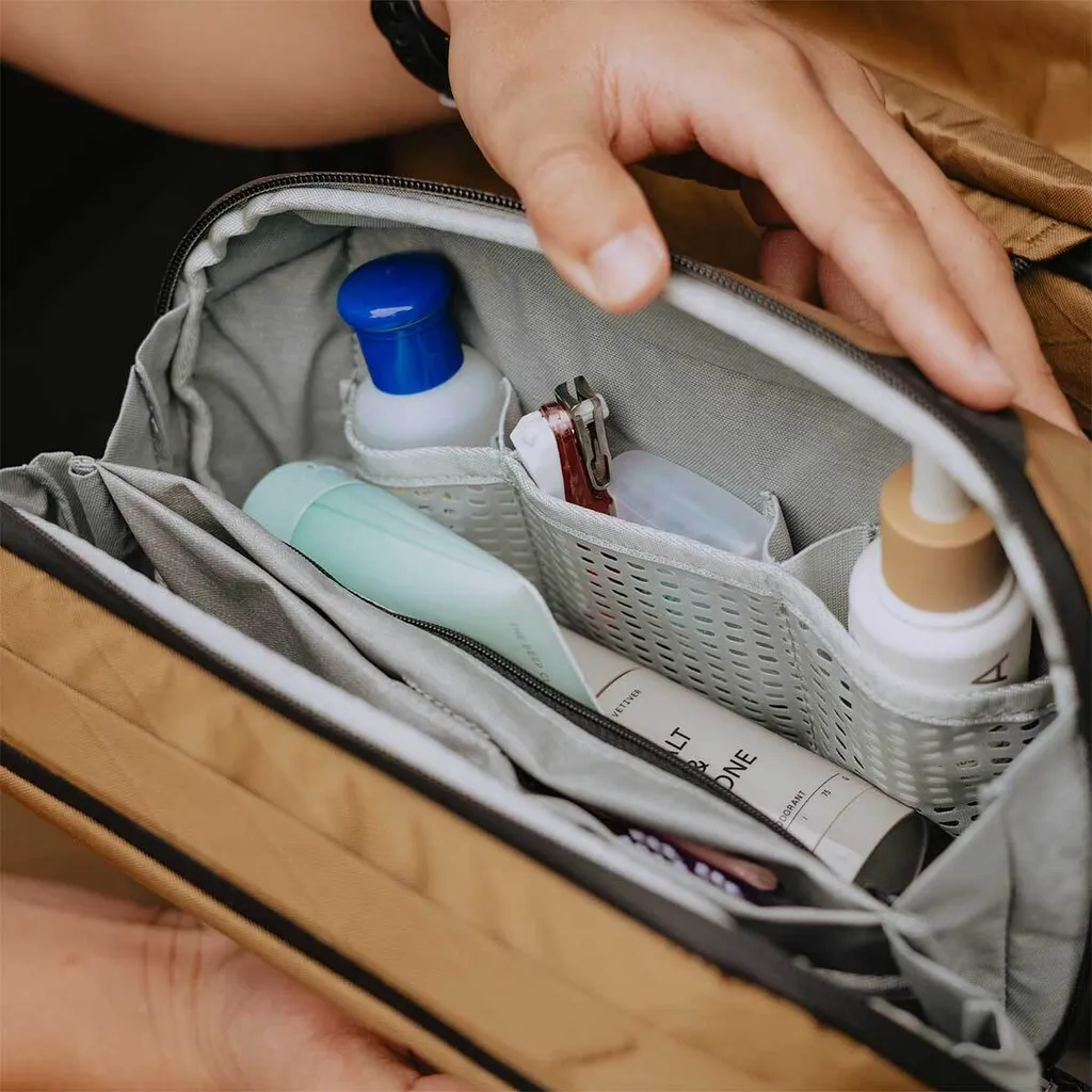 Peak Design Wash Pouch Coyote: Beauty Case Viaggio X-Pac Resistente - 6