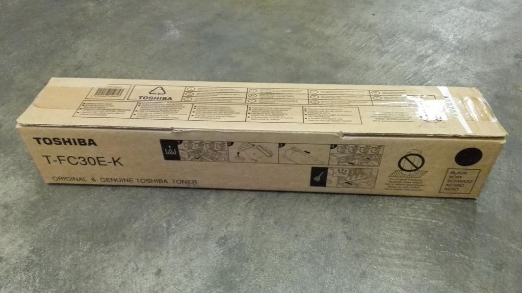 TOSHIBA Toner, zwart, model TFC30EK, voor ongeveer 2.550 Productafbeelding 