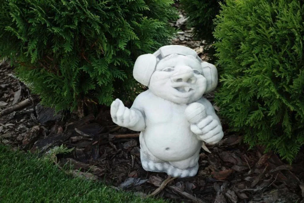 Figurine Cochon pour WC : Finissez-en avec une Déco de Toilettes Triste
