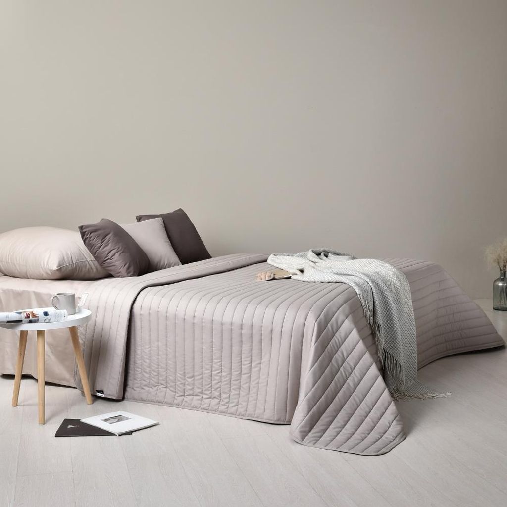 Wende-Tagesdecke Living Trend 240x220 Taupe hell