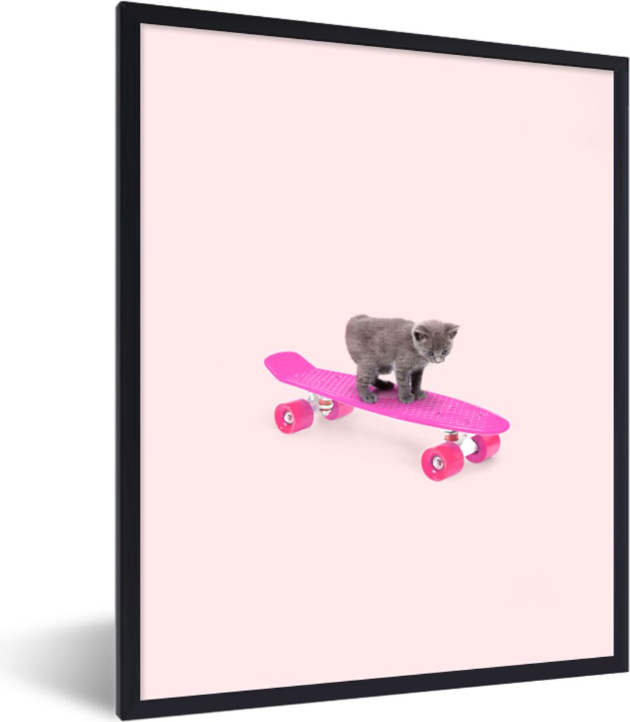 MuchoWow Gerahmtes Poster Katze - Kätzchen - Tiere - Skateboard - Rosa 60x80 cm - Poster mit Schwarzem Bilderrahmen Wandposter Rahmen Foto Bilde...