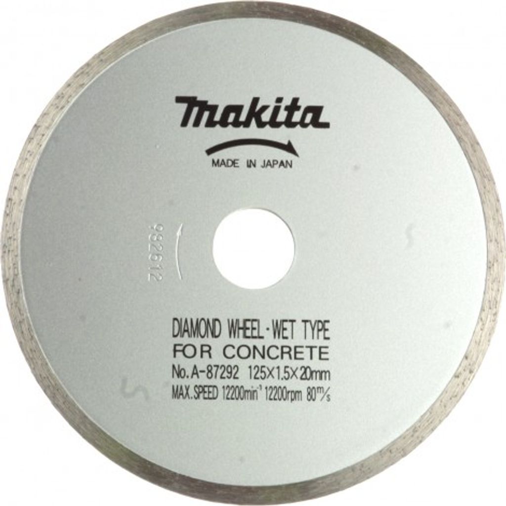 A close-up, top-down view of a Makita diamond cutting wheel for concrete.