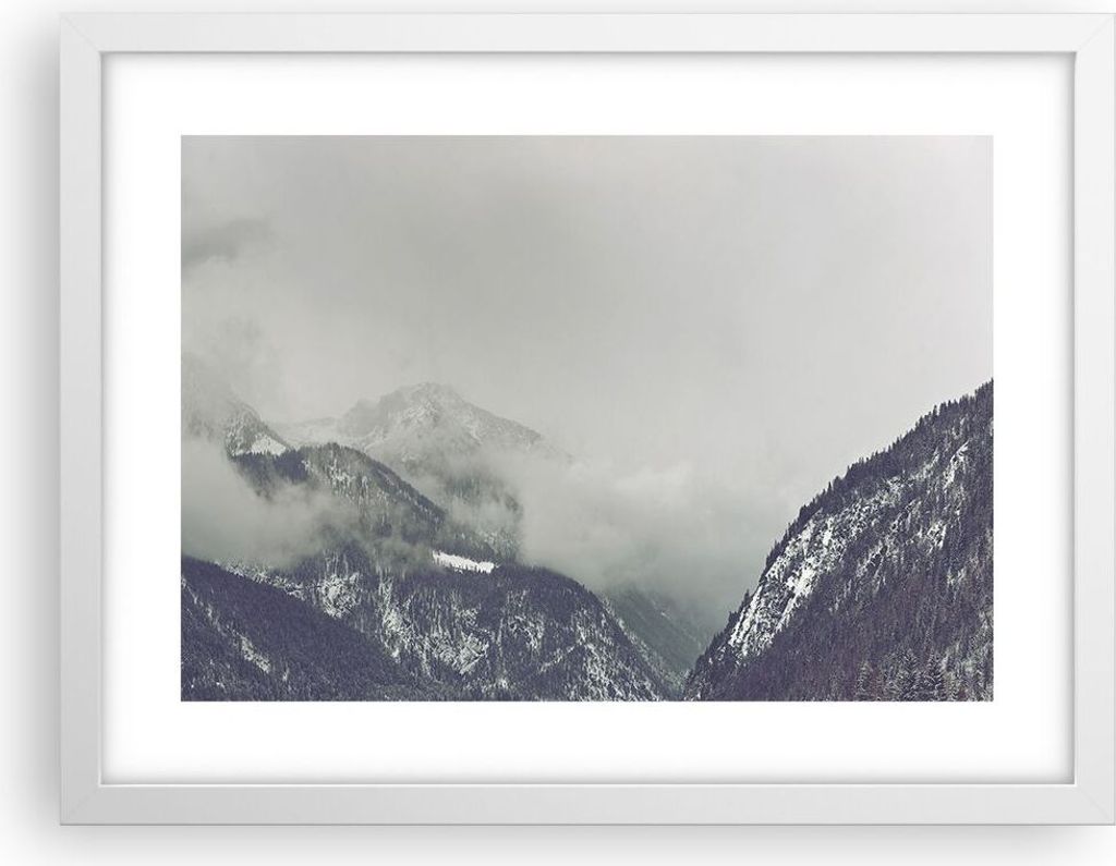 Gerahmtes Poster - Weißer Rahmen - Berge Wald Nebel - 40x30 cm - Wand Bild - Wanddeko - Wandbilder - Kunstposter - Wandposter - Bilderrahmen - Bil...