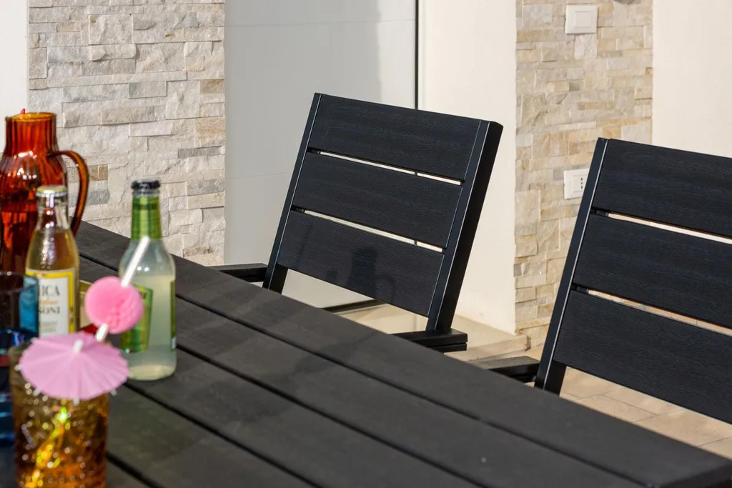 Lot de 6 chaises de jardin robustes en acier noir design moderne Adele - 2