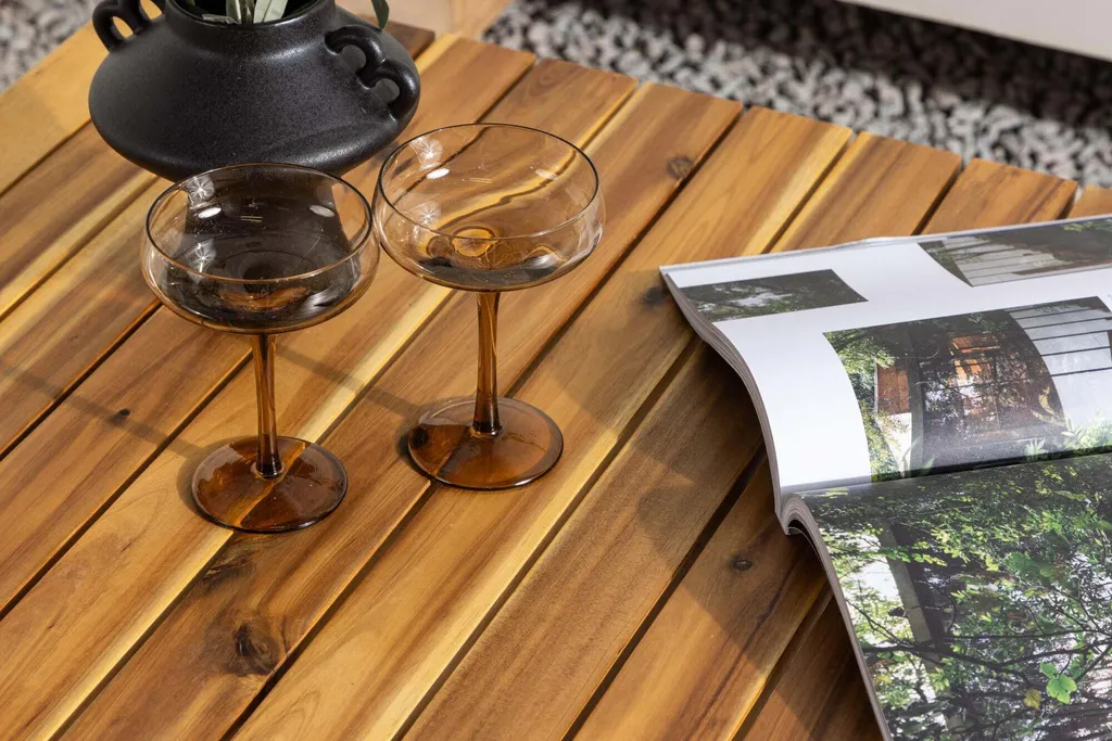 Table Basse de Jardin Durable en Acacia 65cm : Résiste aux Intempéries
