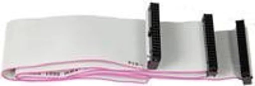 Câble de disquette Supermicro : Résolvez les Erreurs de Lecture Disquette