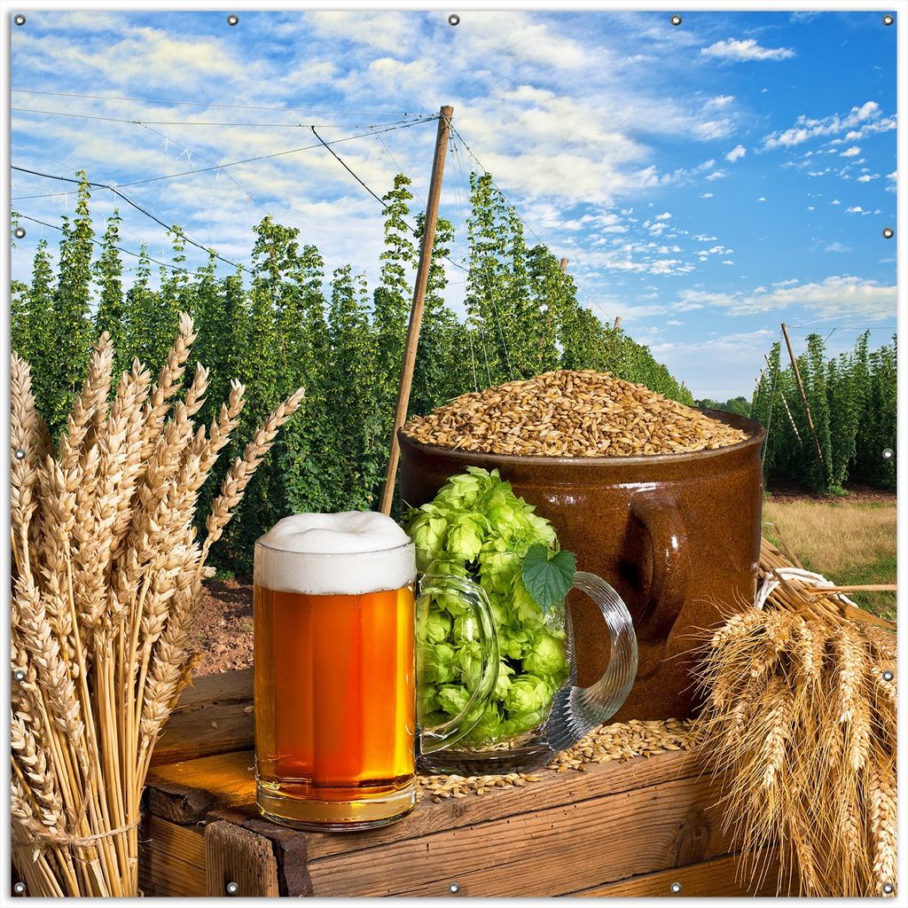 Wallario XXL Outdoor-Poster für Garten oder Balkon, Motiv Frisch gezapftes Bier, Hopfen und Malz, in ca. 200 x 200 cm