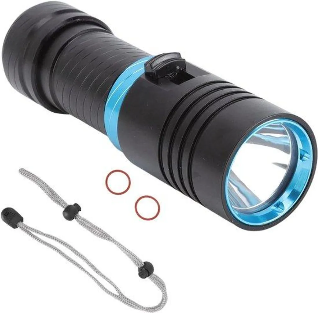 Torche LED 5000 lumens étanche contre l'obscurité totale sous l'eau