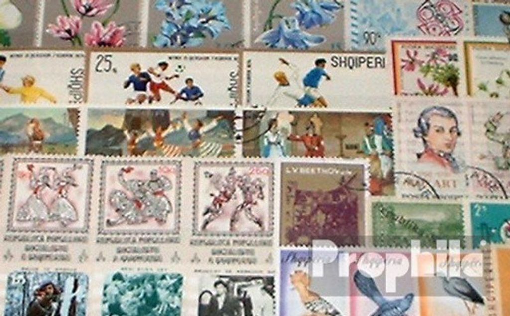 Briefmarken Albanien 100 verschiedene Marken