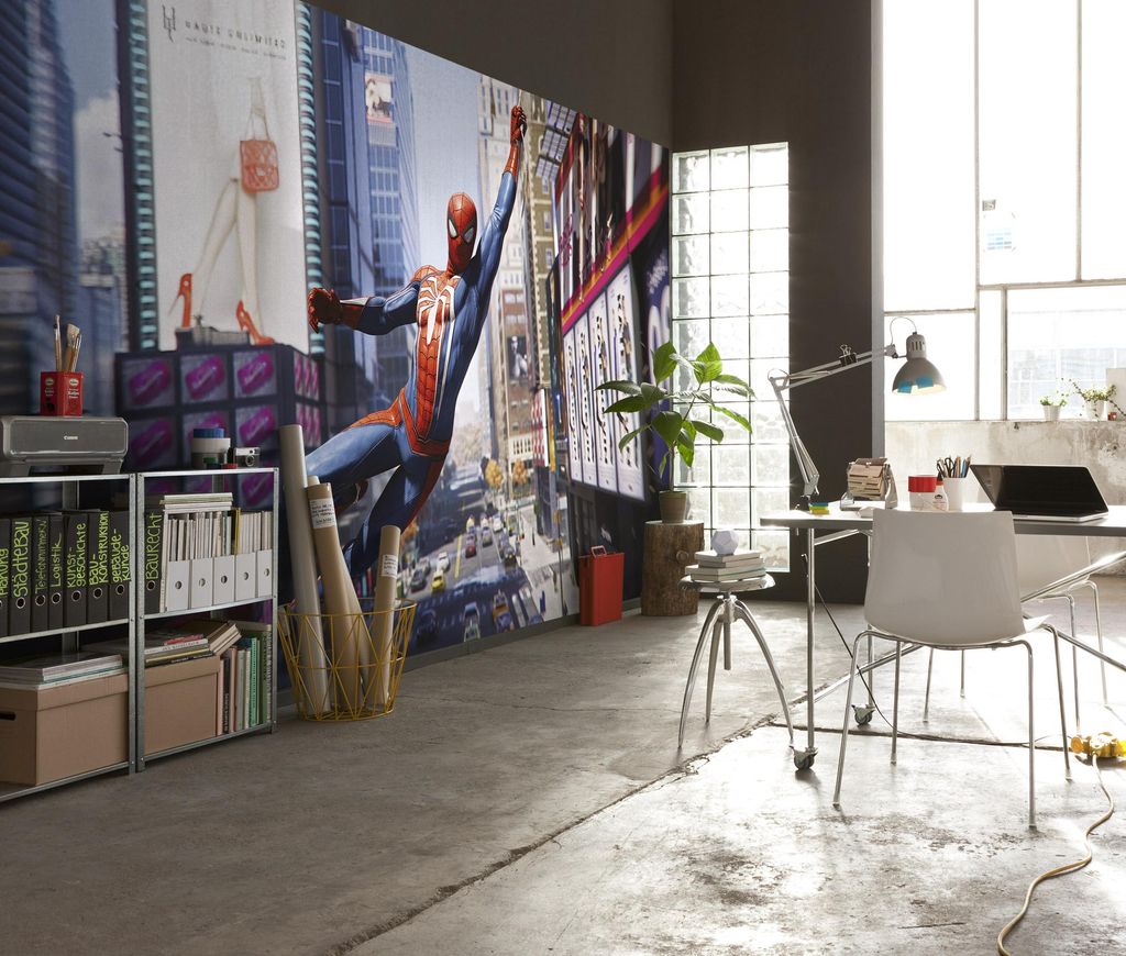 Komar Vlies Fototapete - Marvel Spider-Man City Swing - Größe 400 x 250 cm