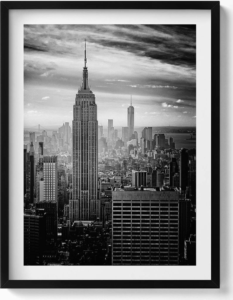 New Yorker Gebäude– Wandbild mit Rahmen – Gerahmtes Bild – Wanddekoration – 60x80 cm – Schwarz Rahmen