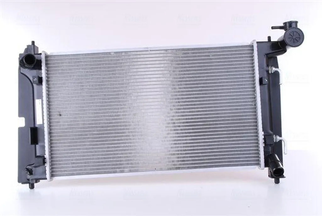 Radiateur moteur NISSENS 646321 en aluminium OE 1640021130 robuste